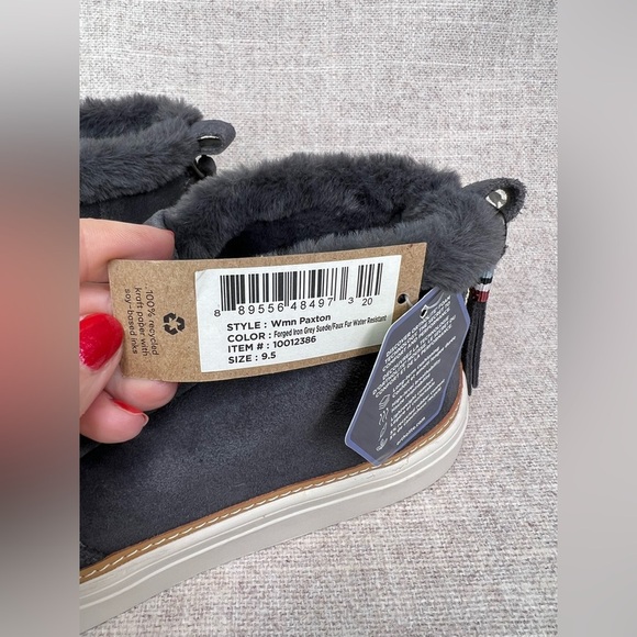 TOMS NWT Paxton Forged Iron gray suede faux fur lined sneakers size 9.5 ankle - Picture 2 of 13